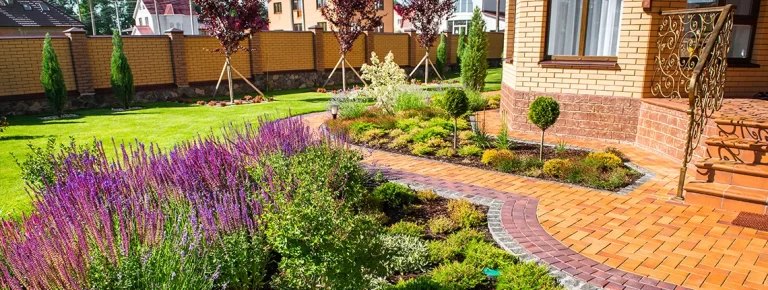 When Is the Best Time to Hire a Landscaper? landscaping contractor denver
